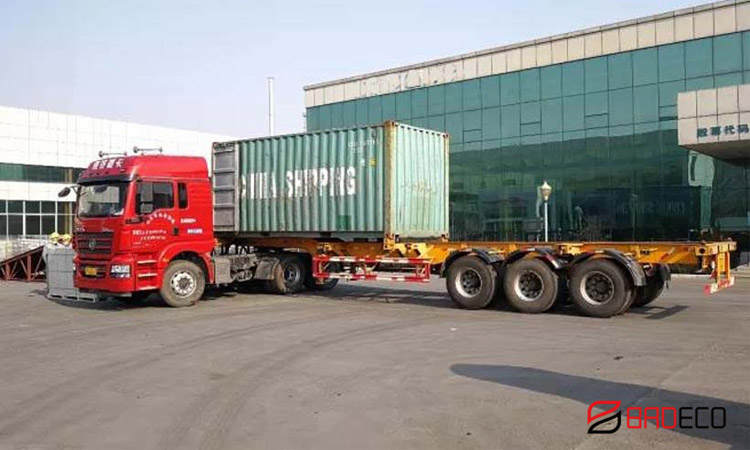 Penghantaran Panel Hiasan dan Penebat BRDECO Ke Dubai